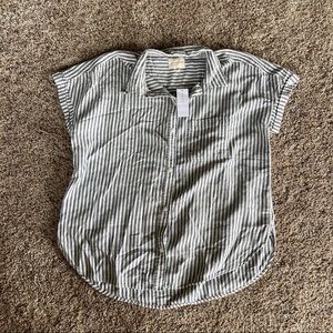 American Eagle Striped Button Up Shirt M NWT